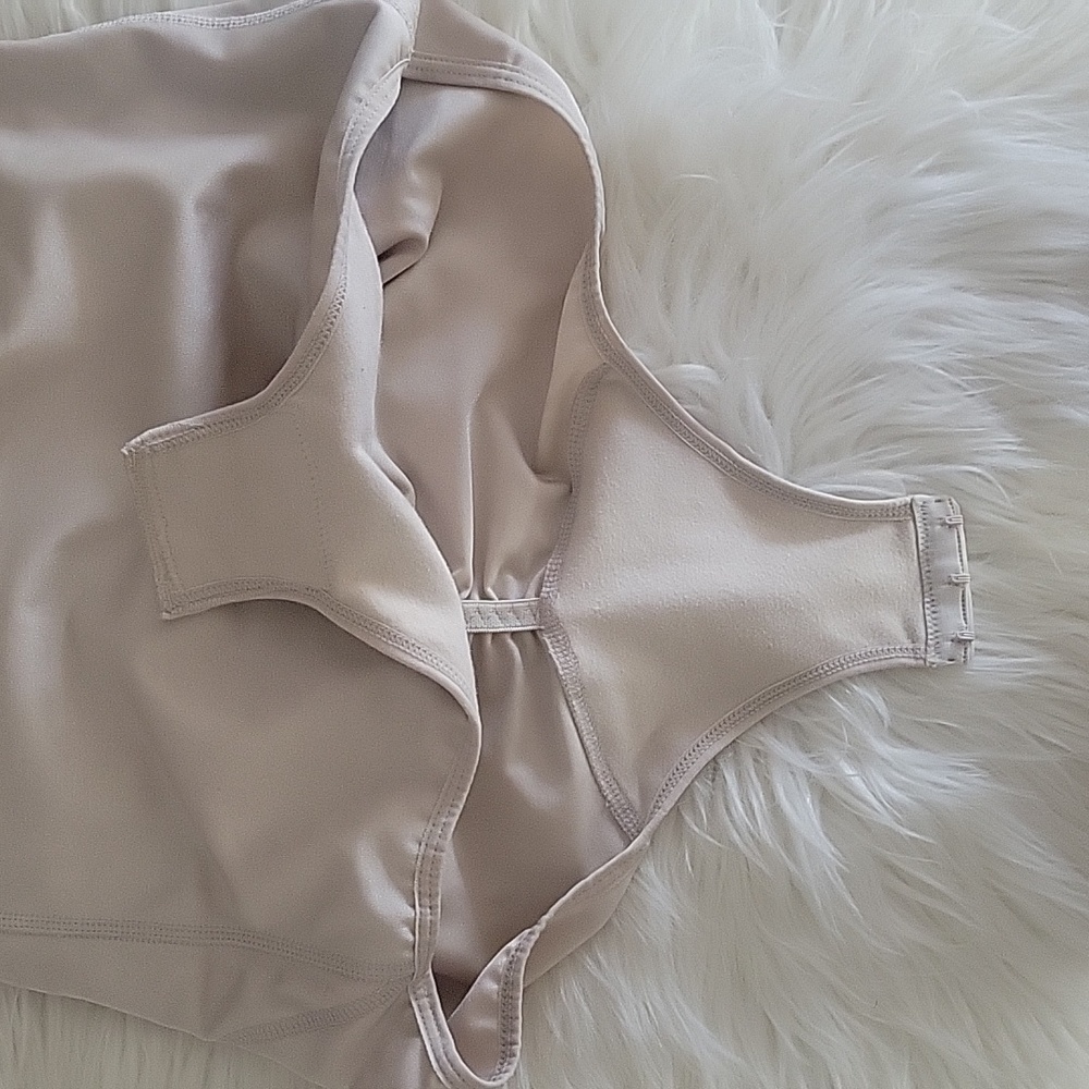 Compression Girdle - Picture 3 of 4